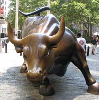 Wall Street bull idol